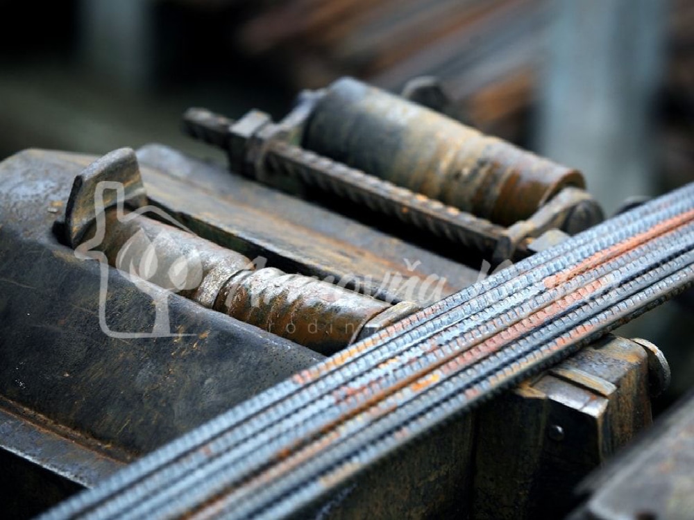 Armovňa Senec - Strihanie a ohýbanie betonárskej ocele podľa požiadaviek zákazníka