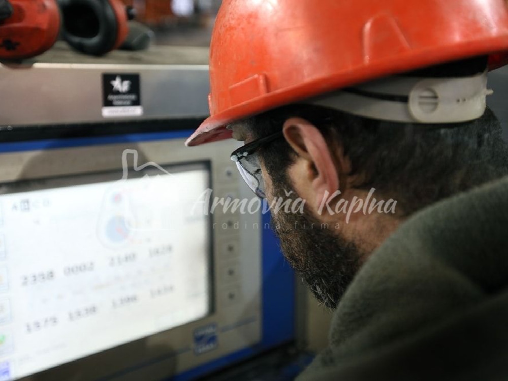 Armovňa Senec - Strihanie a ohýbanie betonárskej ocele podľa požiadaviek zákazníka